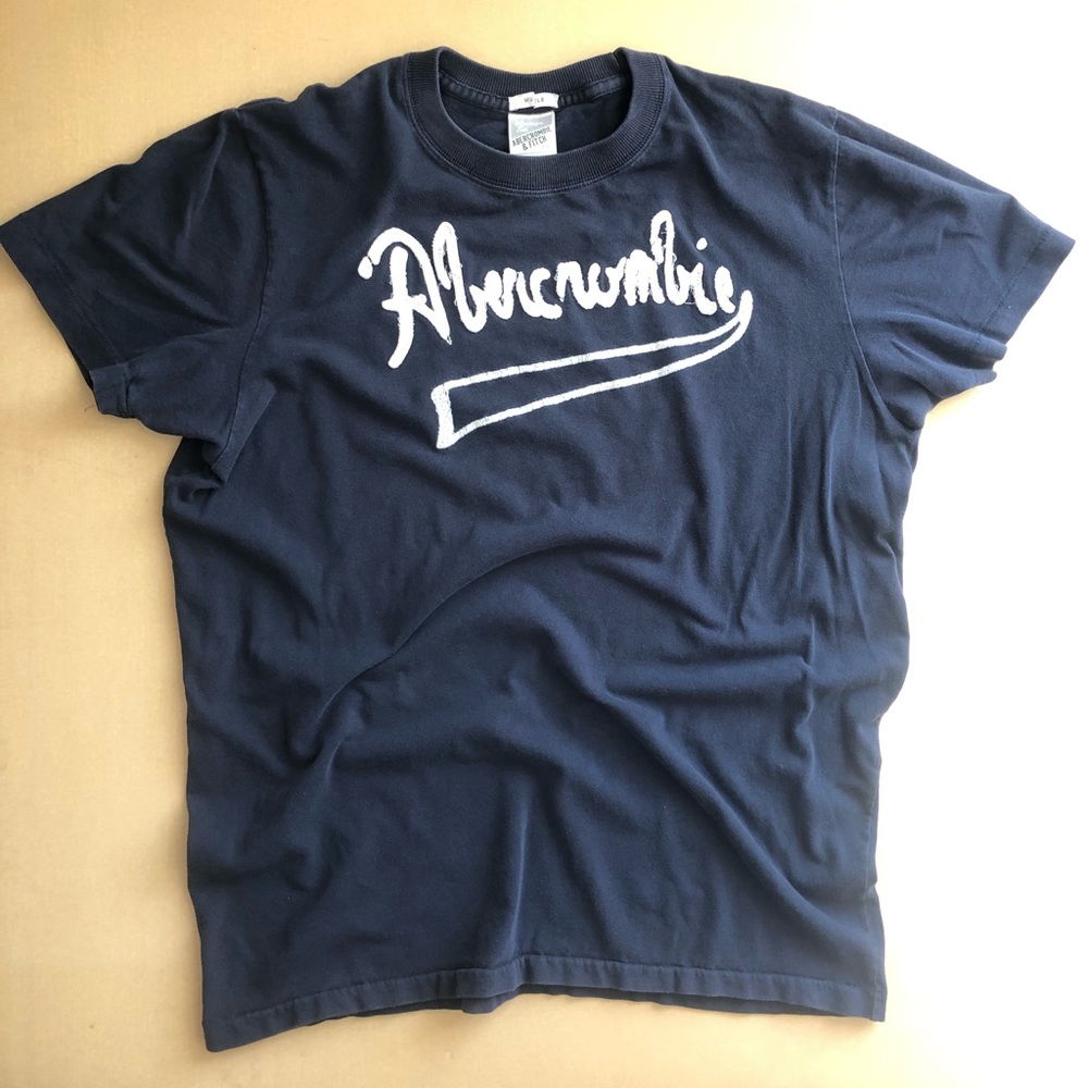 Abercrombie Men‘s Short-Sleeved Appliqué Logo Tee